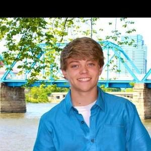 Meet your Posher, Chase